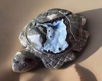 Volcano Agate Large Sea Turtle with Big Blue Druzy UV Reactive • Ocean Creatures • Natural Stone Turtle Sculpture • Beach House Decor • Gift