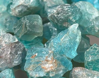 Gemmy Blue Apatite 100cts, Apatite Gemstone Rough For Faceting and Cabbing, Raw Gems for Jewelry making