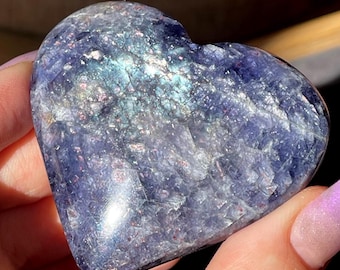 Iolite Sunstone Heart with RARE BLUE FLASH, High Quality Collectors Specimen (323)