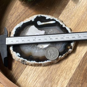 Agate Slice With Hidden Heart Natural Crystal Home Decor Etsy agate-slice-with-hidden-heart-natural-crystal-home-decor-etsy