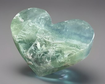 Ocean Blue Feather Fluorite Heart, Natural Fluorite Crystal Carving, HQ Unique Rocks (402)