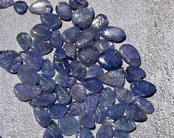 Natural Tanzanite Leaf Shape Gem, Tanzanite Hand Carved Gemstone, Tanzanite Leaves Loose Gemstone Carvings, Tanzanite For Jewelry