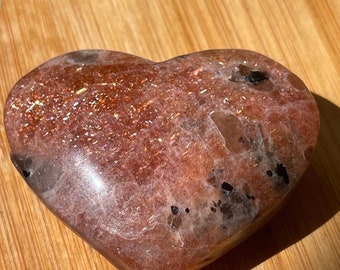 Arusha Sunstone Heart with a strong Silver Pink Flash | AAA Grade Crystal Gifts | Home decor, Energy crystals | Rare Crystals