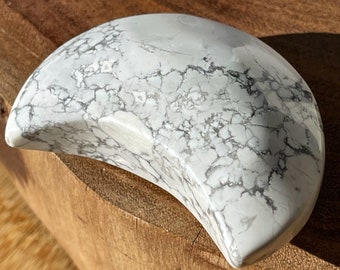 Howlite Moon  | Howlite Carving | AAA grade Crystals | Crystal Gifts, Home decor | ferruginous Quartz