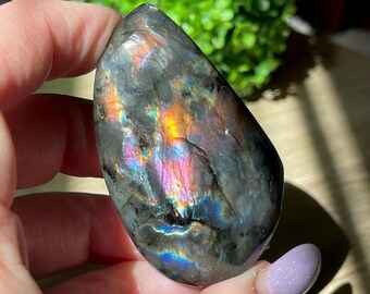 Spectrolite Palmstone Rare Crystal from Finland / Natural Spectrolite Stone with flash / Energy Chakra Crystal / Meditation Gifts