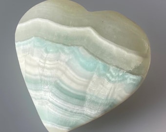Caribbean Blue Calcite Large Heart, Tranquility & Serenity Crystal Stone, Unique Caribbean Calcite Aragonite Crystal Heart