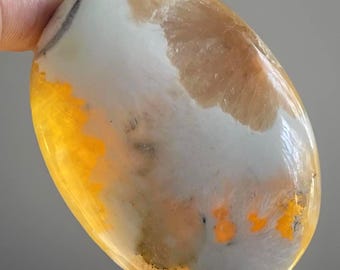 Peach Stilbite and Scolecite Palm Stone Crystal: Collectors Crystal From India (329)