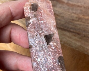 Arusha Sunstone Tower with Pink Silver Strong Flash, HQ Arusha with Confetti Flash , Rare Crystals