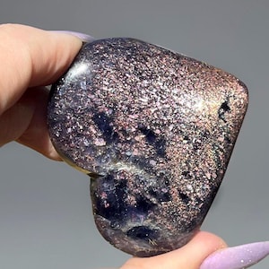 Iolite Sunstone Large Heart Unreal Flash Confetti, Unique Rare Find Gemstone, Cordierite Dichroite Water Sapphire No. 55