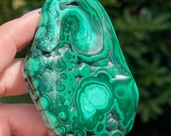 Malachite High Quality Freeform with beautiful patterns and velvet druzy cave - No. 43