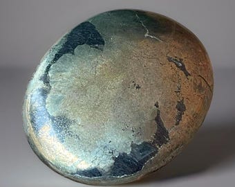 Pyrite Crystal Palmstone (35)