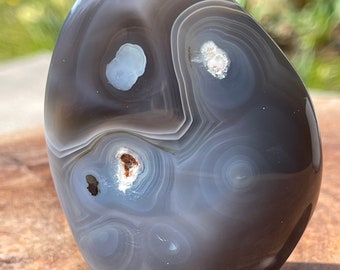 Orca Agate Flame, Black White Agate Freeform Crystal