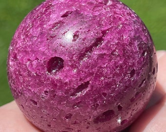 Ruby Large Sphere, Fluorescent HQ Ruby Ball