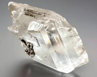 Naica Selenite Statement Crystal – Clear Lustrous Specimen from Naica Mine, Chihuahua, Mexico (Collector Grade, Natural Mineral Display)