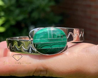 Malachite Inlay Sterling Silver Bangle Bracelet - High Quality Handcrafted Jewelry