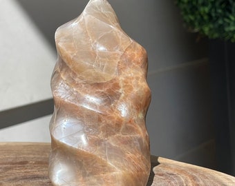 Peach Moonstone spiral Flame with Strong Silver Flash, AAA Grade Crystal Gifts, Rare Crystals, #73