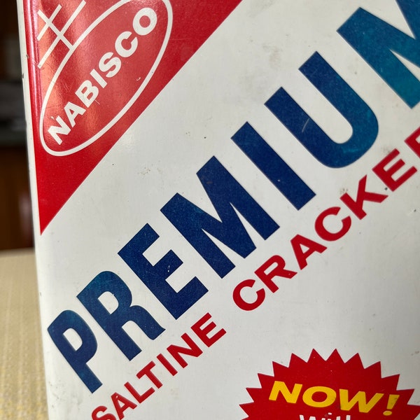 Nabisco Premium Saltine Crackers Metal Tin Box