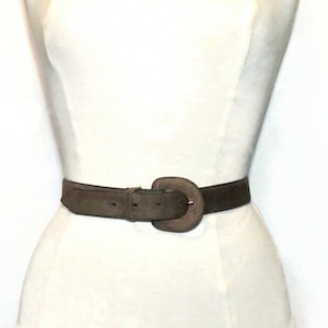 Vintage Suede Belt | R & R Brown/Taupe Belt | Size  S:  Fits approx. 64cm-74cm/25&quot;-29&quot; | 1.2&quot; Wide