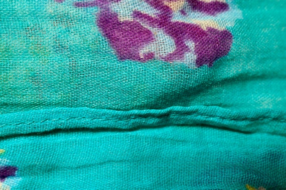 Oversize Rectangular Vintage Scarf with Tassels |… - image 8