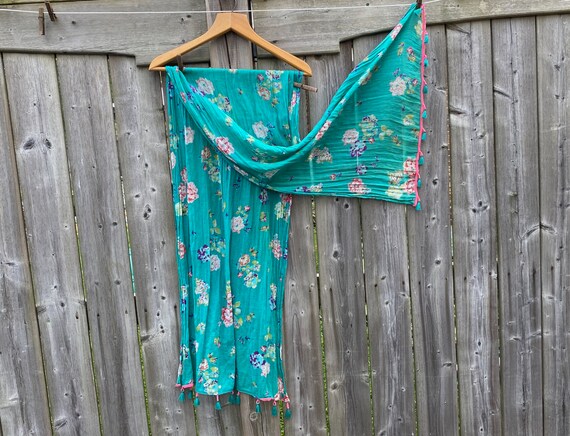 Oversize Rectangular Vintage Scarf with Tassels |… - image 4