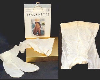 Vintage VASSARETTE Off White Tights with Floral Lace Hi-Cut Panty | Size Small | Unworn NOS Hosiery | Made in USA