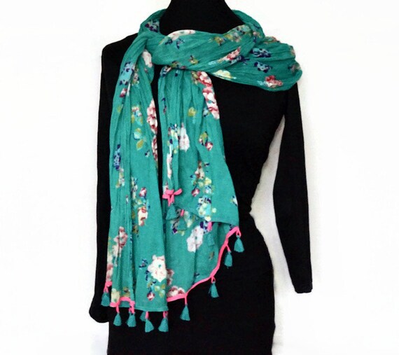 Oversize Rectangular Vintage Scarf with Tassels |… - image 1