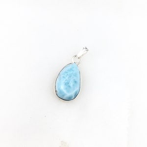 Vintage 925 Sterling Silver Blue Larimar Gemstone Pendant Necklace