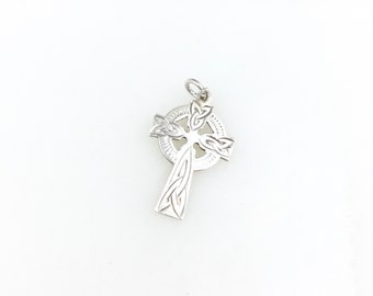 Vintage 925 Sterling Silver Celtic Religious Cross Pendant Necklace