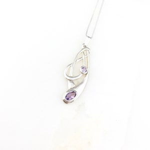 Vintage 925 Sterling Silver Purple Amethyst Glass Pendant Necklace