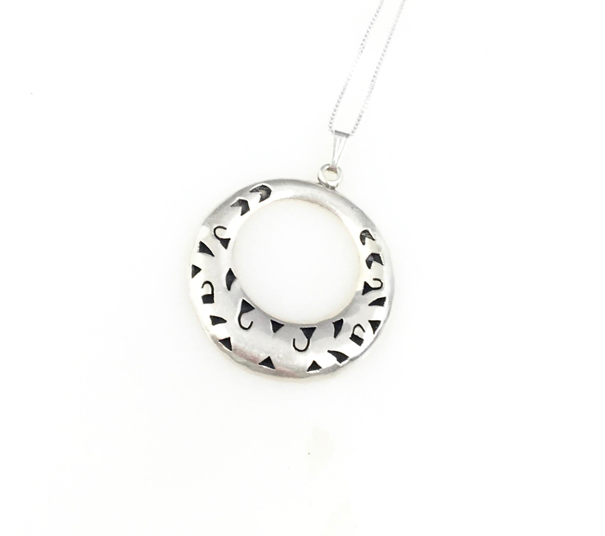 Silver Mexican Flag Circle Charm Classic Necklace – Inspired Silver