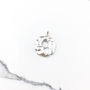 Vintage 925 Sterling Silver Modernist Circle Pendant Necklace