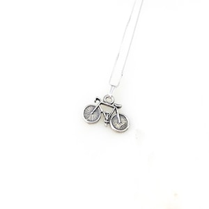 Vintage 925 Sterling Silver Bicycle Charm Pendant Necklace