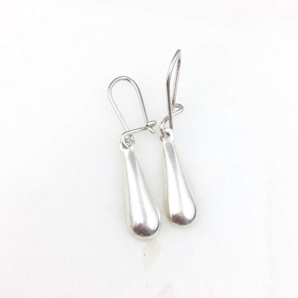 Vintage 925 Sterling Silver Minimal Teardrop Dangle Earrings