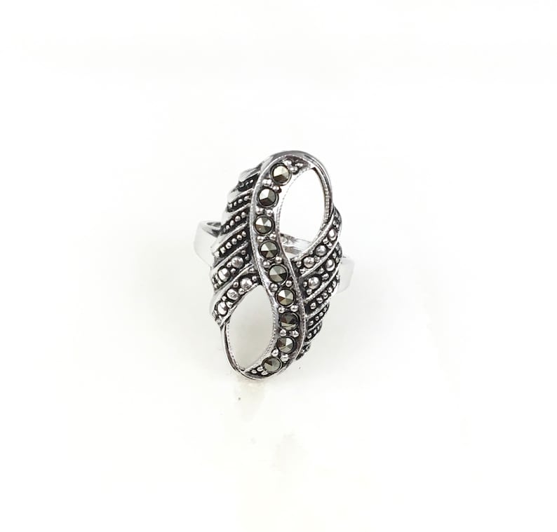 Vintage 925 Deco Sterling Silver Marcasite Cocktail Ring Size 7.5