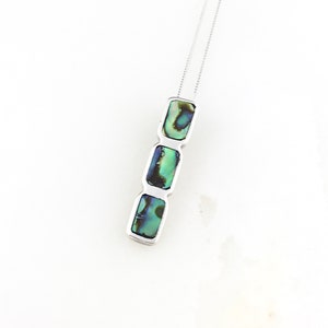 Vintage 925 Sterling Silver Green Abalone Minimal Pendant Necklace