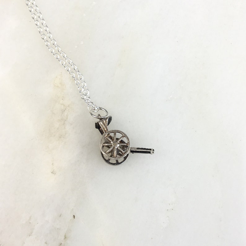Vintage 925 Antique Sterling Silver Carriage Cart Moveable Charm Pendant Necklace