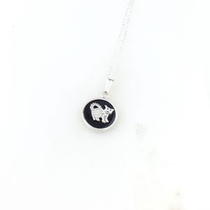 Vintage 925 Sterling Silver Cat Charm Pendant Necklace
