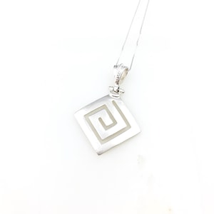 Vintage 925 Sterling Silver Modernist Spiral Pendant Necklace
