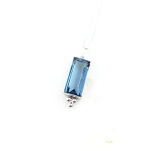 Vintage 925 Mexico Sterling Silver Blue Glass Minimal Pendant Necklace