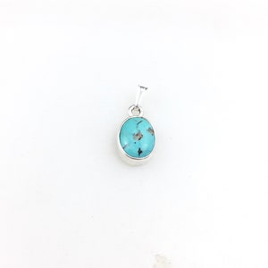 Vintage 925 Sterling Silver Blue Turquoise Minimal Pendant Necklace