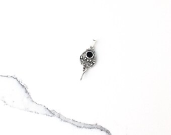 Vintage 925 Sterling Silver Bali Filigree Black Onyx Pendant Necklace