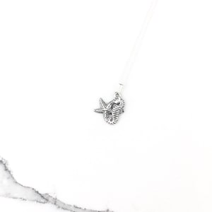 Collar vintage con colgante de caballito de mar y estrella de mar en plata de ley 925 con dije náutico de playa
