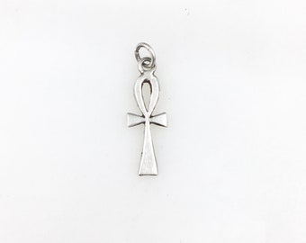 Vintage 925 Sterling Silver Egyptian Ankh Cross Pendant Necklace