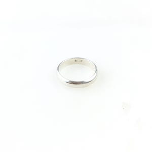 Vintage 925 Sterling Silver Modernist Band Ring Size 5