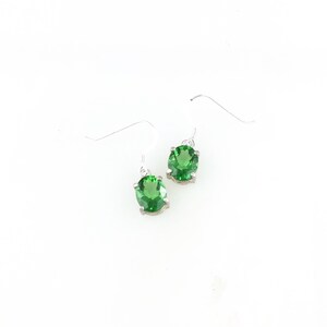 Vintage 925 Sterling Silver Minimal Emerald Green Glass Dangle Earrings