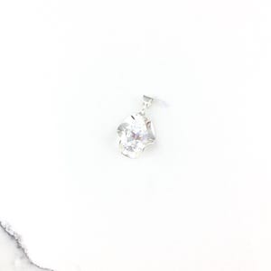 Vintage 925 Sterling Silver Modernist CZ Diamond Pendant Necklace
