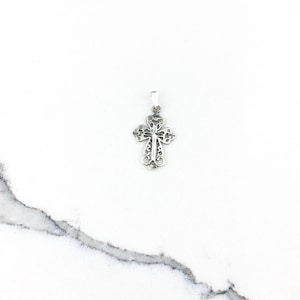 Vintage 925 Sterling Silver Filigree Cross Christian Religious Pendant Necklace