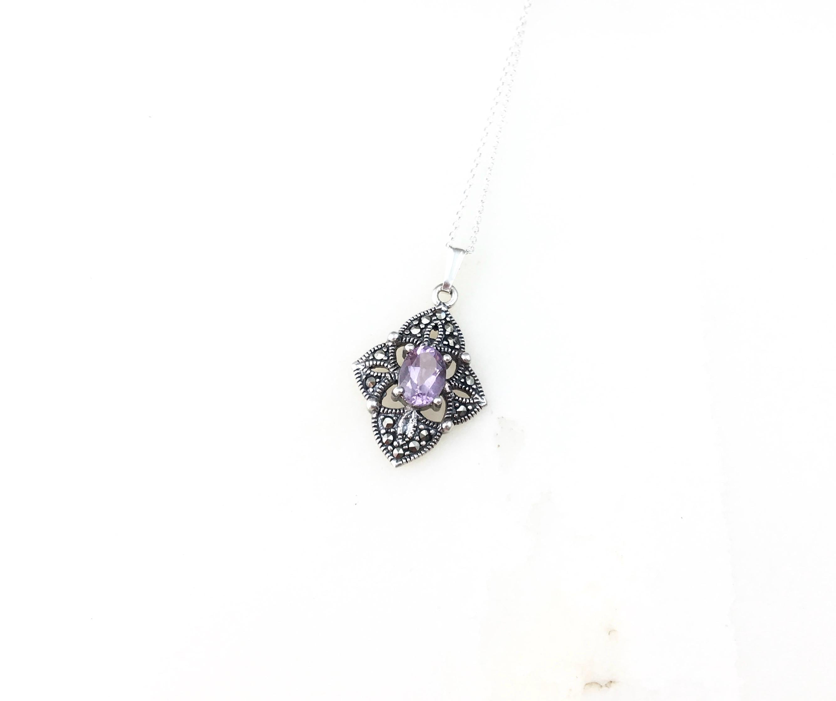 Collier Marcassite Véritable - Plaqué Argent - Thème Papillon - Neuf Avec étiquettes
