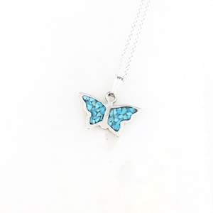 Vintage 925 Sterling Silver Butterfly Minimal Turquoise Charm Pendant Necklace