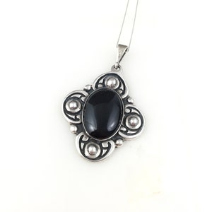 Vintage 925 Sterling Silver Mexico Onyx Modernist Pendant Necklace